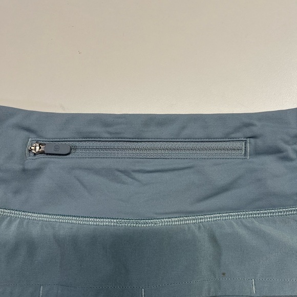 Lululemon 2.5” Speed Up Shorts Light Blue / Grey Women’s Size 6 - Picture 3 of 13